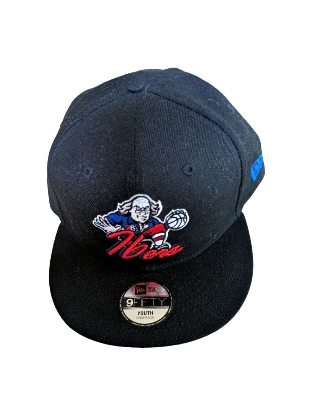 NEW New Era Youth Size Black logoed NBA Philadelphia 76ers hat OS